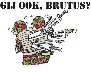 Militair met messen in de rug